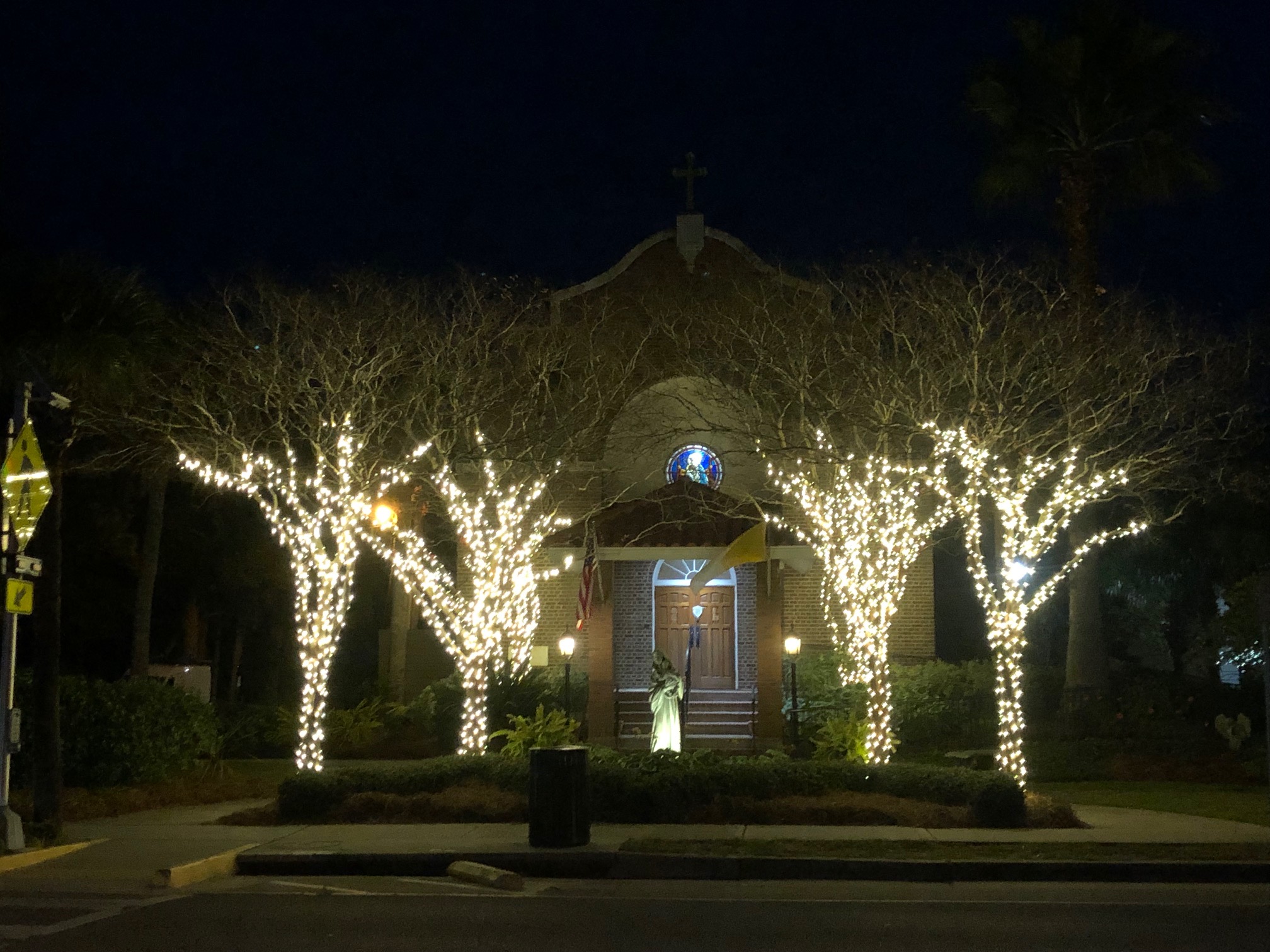 Gallery Charleston Holiday Lights